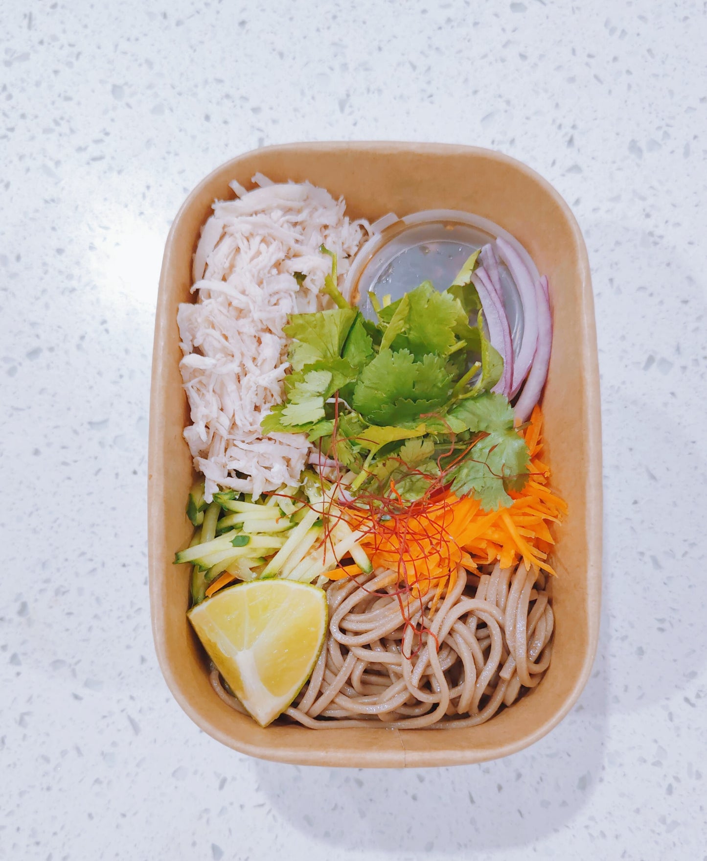 【周四D餐轻简餐】秘制鸡丝荞麦面 (微辣有香菜)